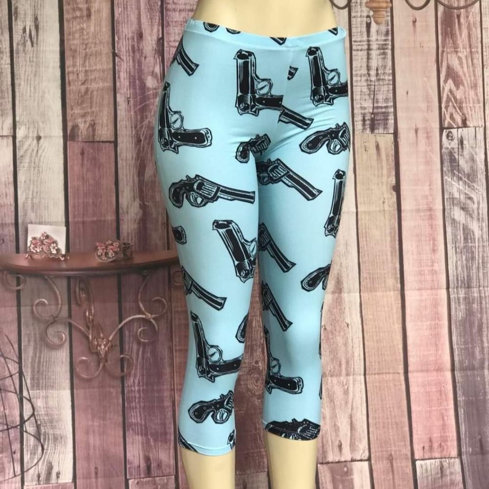 Guns Capri Leggings